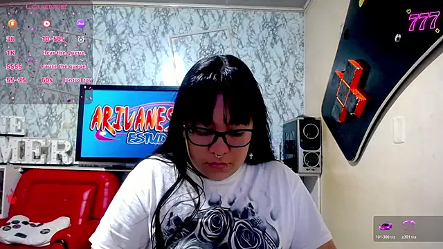 Xander Taylor   online show from 06-06-26, 03:12