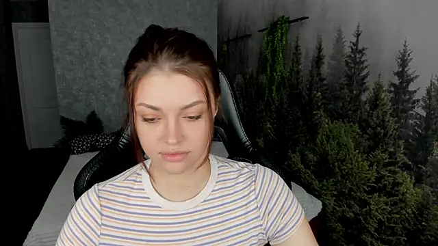 Snapshot of Maya-Mimi chatting on 07-03-26, 01:01 Maya-Mimi online show from 07-03-26, 01:01
