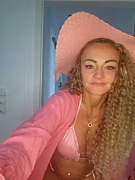 GymMoniMilf online show from 06-18-26, 02:22