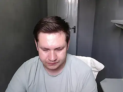 Max Marlyn online show from 06-18-26, 04:22