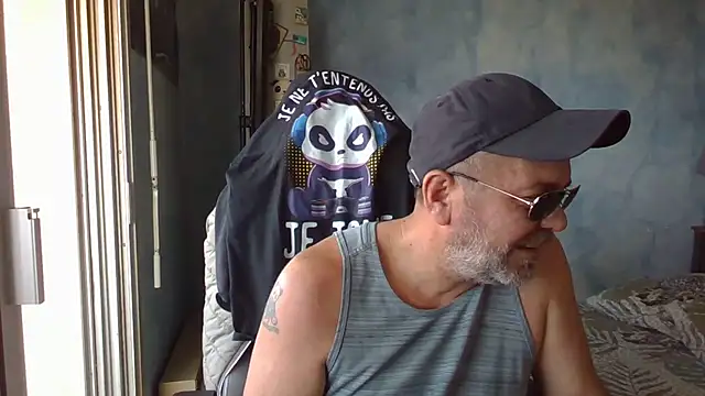 Snapshot of panda_06200 chatting on 06-18-26, 09:08 panda 06200 online show from 06-18-26, 09:08