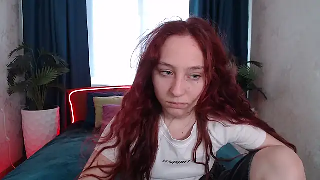 ModelGyrl online show from 06-06-26, 01:33