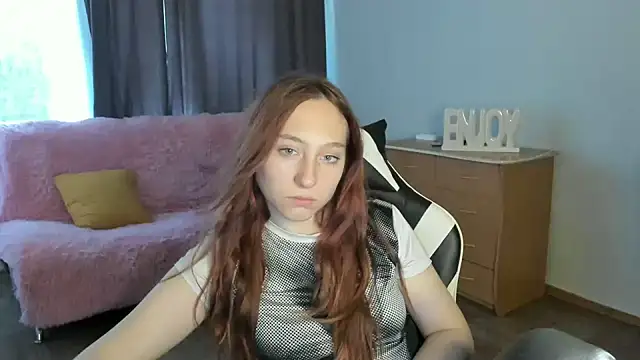 ModelGyrl online show from 06-29-26, 08:32