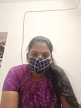 Snapshot of tamil_aswini chatting on 06-10-26, 03:08 tamil aswini online show from 06-10-26, 03:08