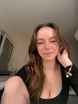 Cherry-Bean online show from 06-02-26, 05:13