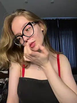 Snapshot of Bamby_bump chatting on 07-04-26, 02:32 Bamby bump online show from 07-04-26, 02:32