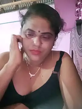 Snapshot of Maya_Vabi chatting on 06-19-26, 11:42 Maya Vabi online show from 06-19-26, 11:42