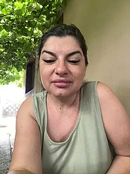 Snapshot of evaxxxcurvyxxx chatting on 06-22-26, 06:21 evaxxxcurvyxxx online show from 06-22-26, 06:21
