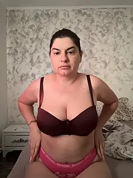 Snapshot of evaxxxcurvyxxx chatting on 07-10-26, 01:55 evaxxxcurvyxxx online show from 07-10-26, 01:55