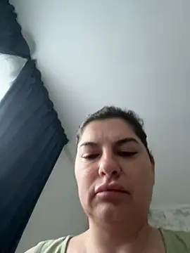 Snapshot of evaxxxcurvyxxx chatting on 07-04-26, 05:39 evaxxxcurvyxxx online show from 07-04-26, 05:39