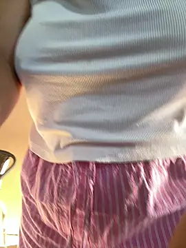 Snapshot of evaxxxcurvyxxx chatting on 07-06-26, 04:52 evaxxxcurvyxxx online show from 07-06-26, 04:52