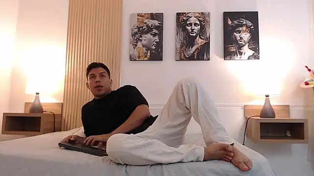 Snapshot of Diego_salvatore chatting on 07-07-26, 02:42 Diego salvatore online show from 07-07-26, 02:42