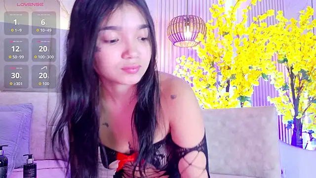 JuliiaSantos online show from 06-02-26, 02:33