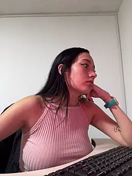 Snapshot of alessandra_bianchi chatting on 05-27-26, 11:50 alessandra bianchi online show from 05-27-26, 11:50