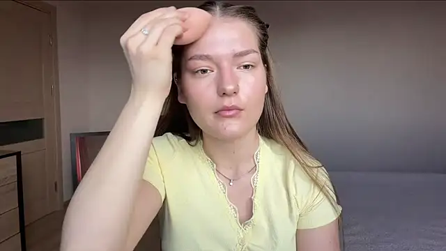 lizzzanatooo online show from 07-12-26, 10:38