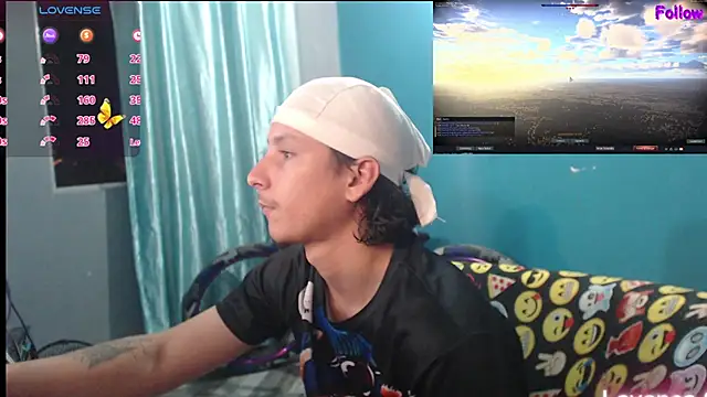 Snapshot of MrKingsaintx chatting on 06-13-26, 03:15 MrKingsaintx online show from 06-13-26, 03:15