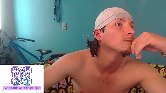 Snapshot of MrKingsaintx chatting on 06-23-26, 07:12 MrKingsaintx online show from 06-23-26, 07:12