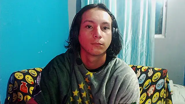 Snapshot of MrKingsaintx chatting on 07-20-26, 10:22 MrKingsaintx online show from 07-20-26, 10:22