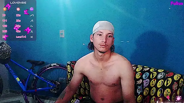 Snapshot of MrKingsaintx chatting on 06-15-26, 09:09 MrKingsaintx online show from 06-15-26, 09:09