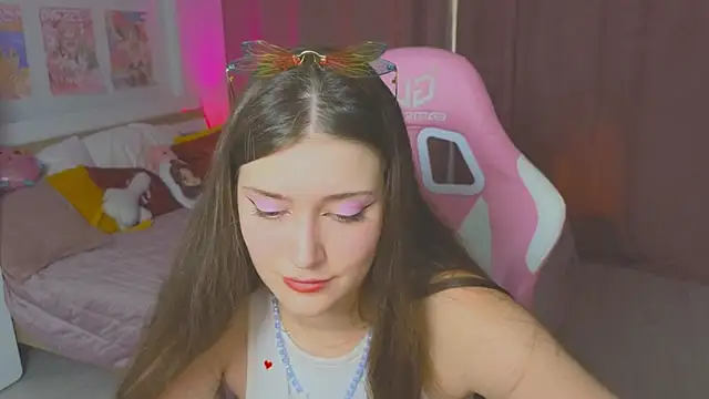 Jessica jewells online show from 06-27-26, 07:14