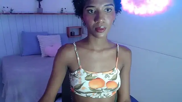 Snapshot of AlissonSmal chatting on 05-28-26, 08:37 AlissonSmal online show from 05-28-26, 08:37