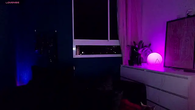 Skadii  online show from 06-19-26, 03:56
