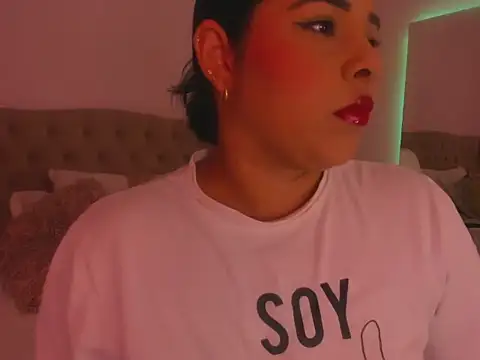 Snapshot of EmilySanchezz chatting on 06-23-26, 12:58 EmilySanchezz online show from 06-23-26, 12:58