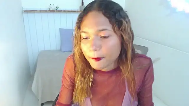 Snapshot of Cataleya_Rouge_ chatting on 05-30-26, 01:28 Cataleya Rouge online show from 05-30-26, 01:28