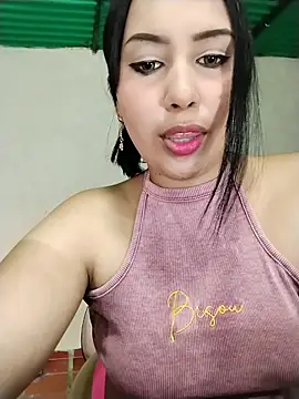 Snapshot of shantall_cute chatting on 06-10-26, 06:31 shantall cute online show from 06-10-26, 06:31