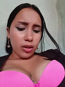 Snapshot of shantall_cute chatting on 06-14-26, 08:54 shantall cute online show from 06-14-26, 08:54