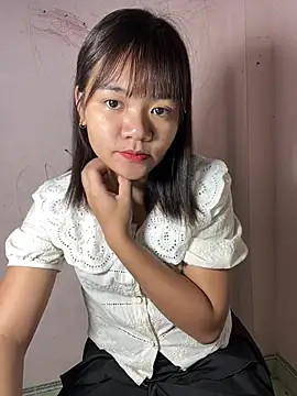 Snapshot of Ari_baby9 chatting on 07-05-26, 10:38 Ari baby9 online show from 07-05-26, 10:38