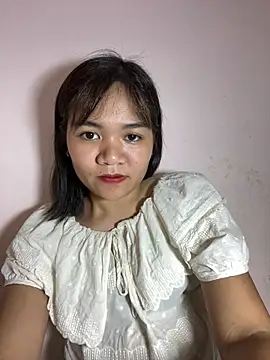 Snapshot of Ari_baby9 chatting on 06-01-26, 02:17 Ari baby9 online show from 06-01-26, 02:17