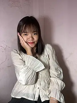 Snapshot of Ari_baby9 chatting on 07-16-26, 04:42 Ari baby9 online show from 07-16-26, 04:42