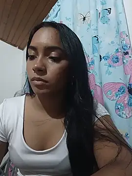 xcleila online show from 07-11-26, 04:46