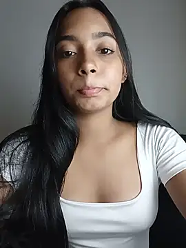 xcleila online show from 07-08-26, 02:46