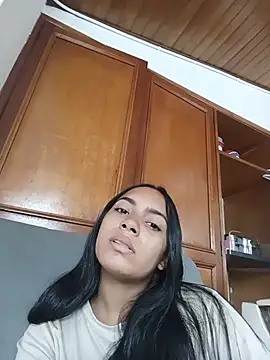 xcleila online show from 06-01-26, 04:39