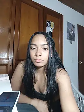 xcleila online show from 06-03-26, 04:46