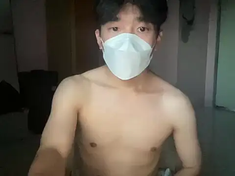 Snapshot of Asianbigfun chatting on 07-01-26, 09:31 Asianbigfun online show from 07-01-26, 09:31