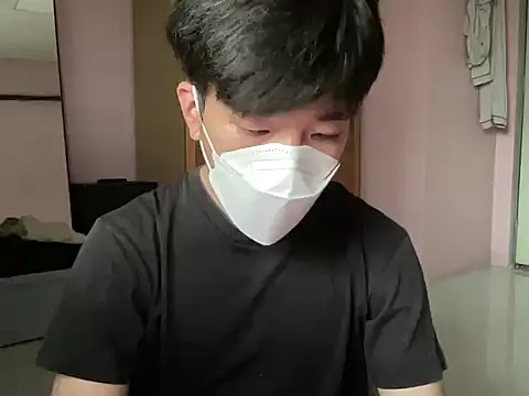 Snapshot of Asianbigfun chatting on 06-30-26, 05:40 Asianbigfun online show from 06-30-26, 05:40