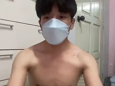 Snapshot of Asianbigfun chatting on 07-14-26, 03:18 Asianbigfun online show from 07-14-26, 03:18