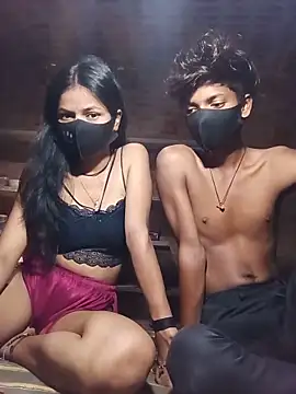 Model 816 online show from 05-30-26, 03:02