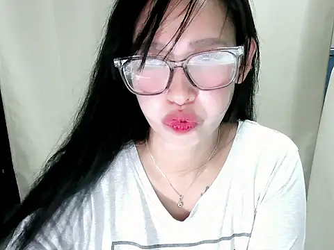 honey kawai online show from 06-16-26, 02:00