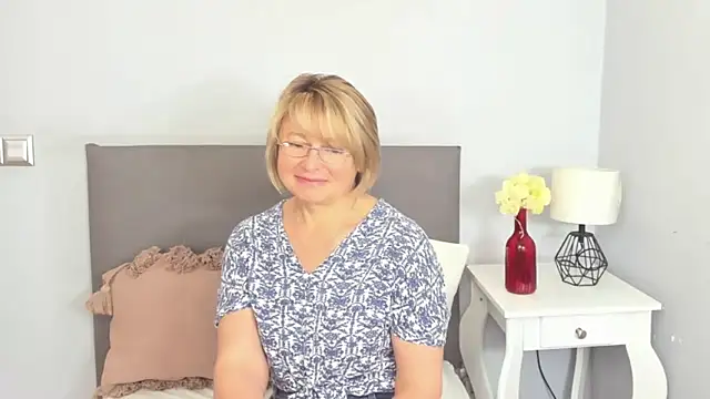 MarieneHot online show from 06-05-26, 05:34