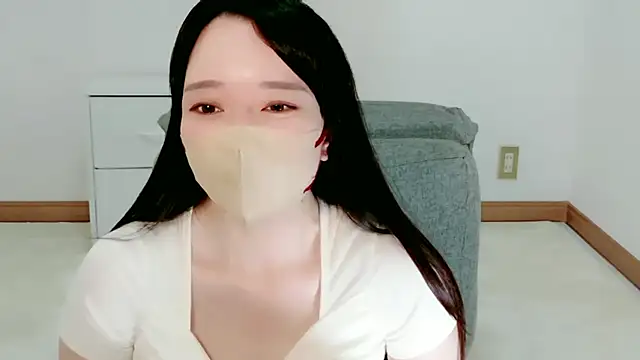 Hikari  o00 online show from 06-02-26, 02:33