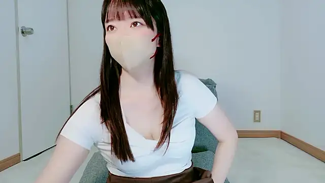 Hikari  o00 online show from 06-06-26, 01:55