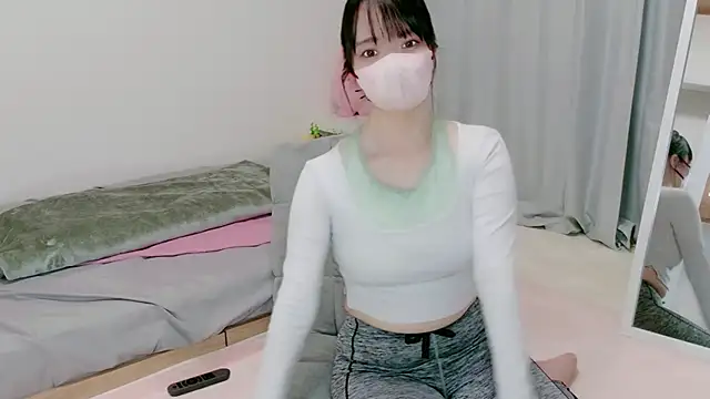 Hikari  o00 online show from 07-01-26, 11:05