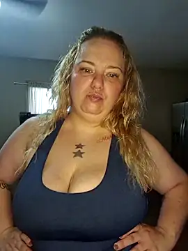 Snapshot of Jaclynnbaby chatting on 06-25-26, 12:43 Jaclynnbaby online show from 06-25-26, 12:43