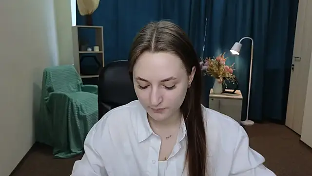LeishaChamblee online show from 05-31-26, 06:30