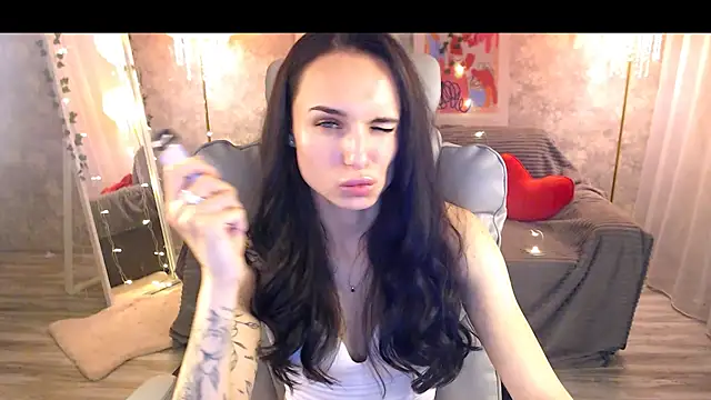 Snapshot of NicoleMerz chatting on 06-25-26, 04:12 NicoleMerz online show from 06-25-26, 04:12