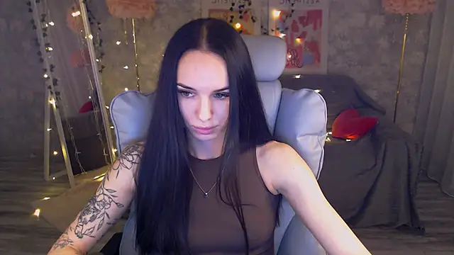 Snapshot of NicoleMerz chatting on 06-27-26, 06:14 NicoleMerz online show from 06-27-26, 06:14